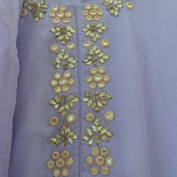 ❌SOLD❌Pakistani outfit lavender with palazzo pants - Picture 4 of 6